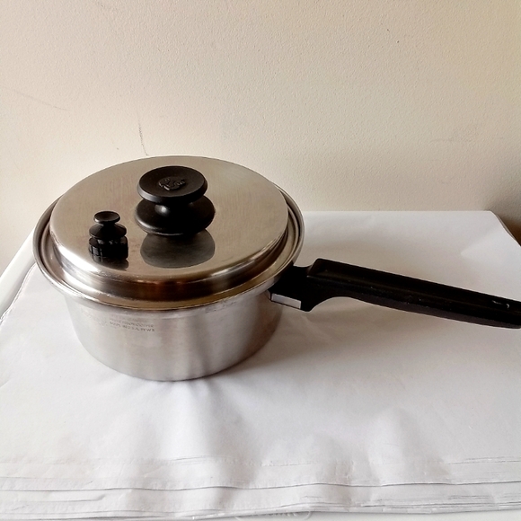 Royal Prestige Pot & Lid 3 Qt 7 Ply Stainless Steel Titanium Silver Alloy Copper - Picture 1 of 9